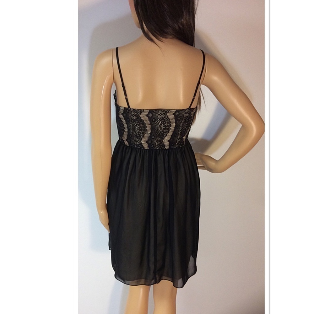 DAYTRIP SLIP STYLE DRESS - Picture 2 of 7